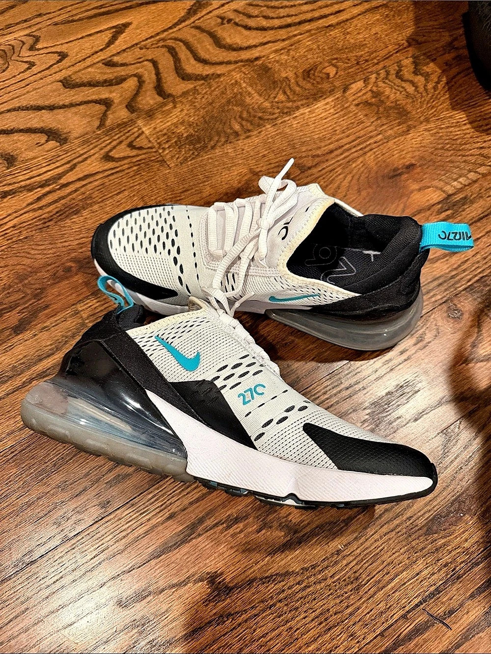 Nike Air Max 270 White & Black & blue US 6Y